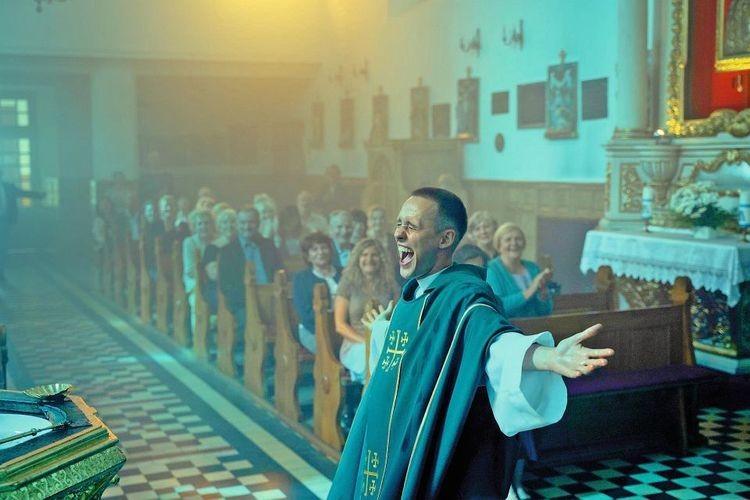 Bezpłatne pokazy „Bożego Ciała”. Polski film nominowany do prestiżowej nagrody
