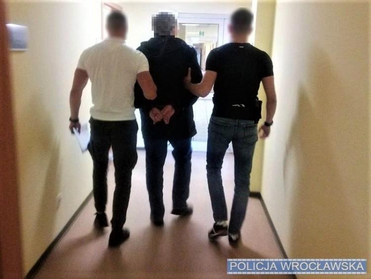Wrocław: Poszukiwany listem gończym jeździł na zmianę siedmioma autami, by zmylić policję
