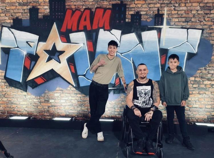 Tomek Kowalski zbiera na rehabilitację. Wiosną wystąpi w 