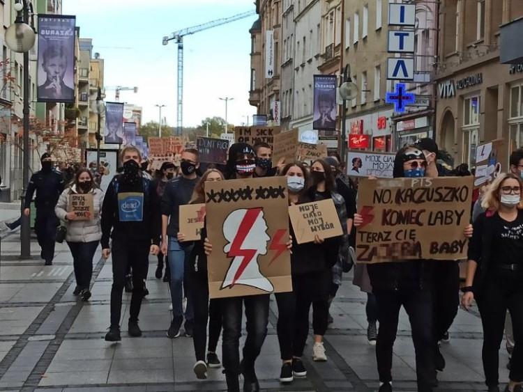 Wrocławscy uczniowie i studenci znów nie pójdą na zajęcia? Zapowiedzieli strajk generalny