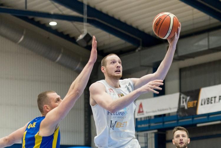 Bez niespodzianki. FutureNet Śląsk nie daje szans Biofarm Basketowi [RELACJA]