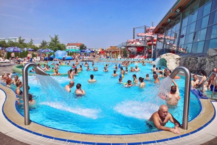 Aquapark Wrocław. Jeden z najlepiej zarabiających aquaparków w kraju [WIDEO]