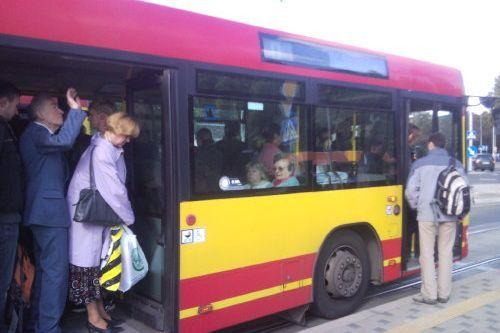 Kobieta może odzyskać 450 tysięcy złotych? W autobusie był testowany monitoring