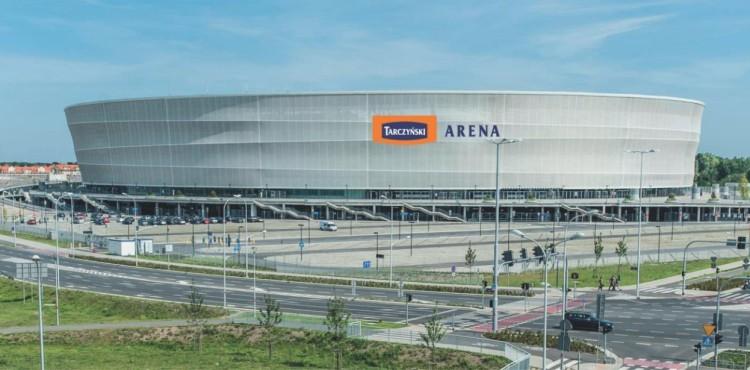 Tak będzie wyglądało nowe logo sponsora Stadionu Wrocław. Trwa montaż [WIZUALIZACJE]
