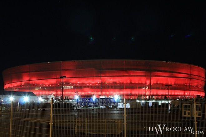 W sobotę we Wrocławiu upał. Wieczorem nad miastem i stadionem może przejść burza