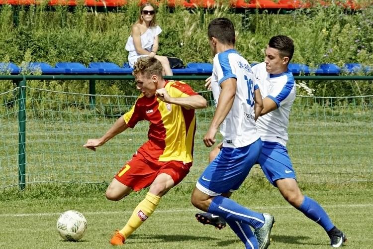 Piłkarze Ślęzy znów gromią w sparingu. Osiem goli 1KS-u!