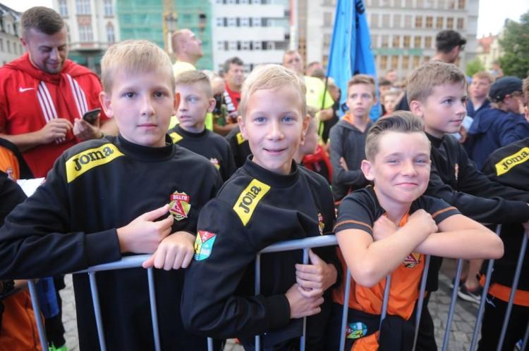 Rozpoczęła się 5. edycja turnieju piłkarskiego Wrocław Trophy [ZDJĘCIA]