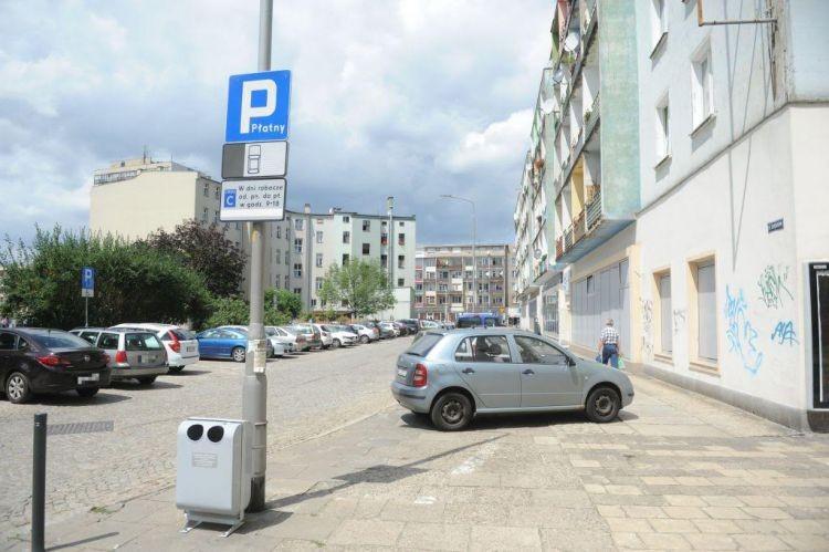 Temat Tygodnia: Parkowanie w centrum tylko dla mieszkańców? [OPINIE]