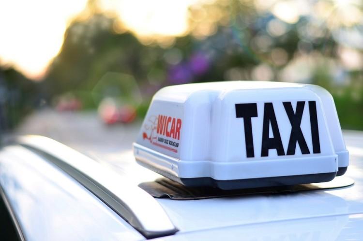 Wrocławski Taksówkarz: GPS, czyli jak wiedza tajemna stała się ogólnodostępna