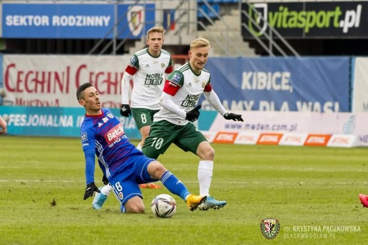 Trzy punkty potrzebne od zaraz. Piłkarze Śląska powalczą o wygraną w Gliwicach [ZAPOWIEDŹ]