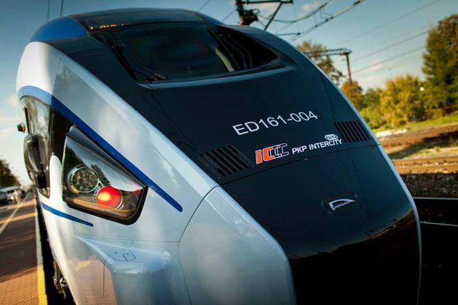 Kolejne nowoczesne pociągi pojadą z Wrocławia już w barwach PKP Intercity