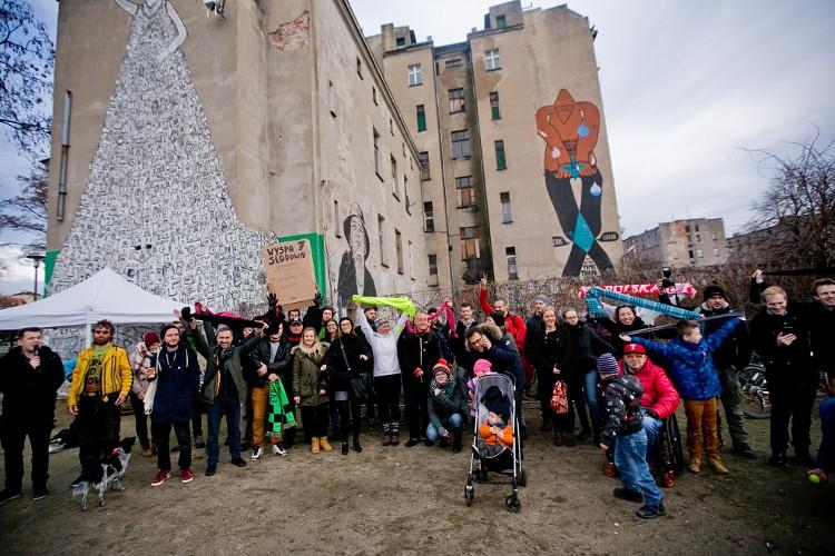 Przytulili kamienicę, bo nie chcą biurowca na Wyspie Słodowej