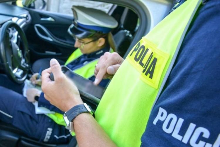 Od dziś zmiany w przepisach drogowych. Ogromne kary dla kierowców [17.09.2022]