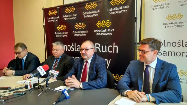 Ludzie Dutkiewicza i Przybylskiego będą zbierać podpisy ws. reformy edukacji
