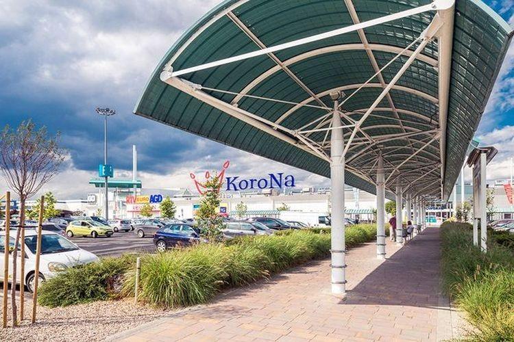 Piąta galeria handlowa zmienia godziny otwarcia po ograniczeniu handlu w niedzielę
