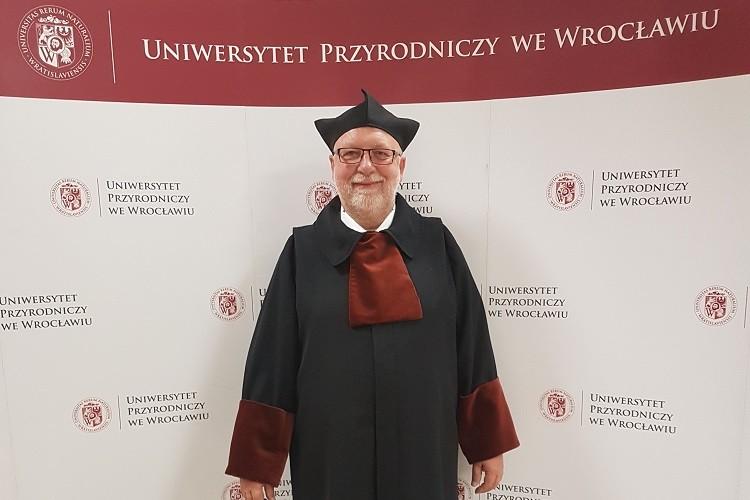 Radosław Ratajszczak honorowym profesorem Uniwersytetu Przyrodniczego