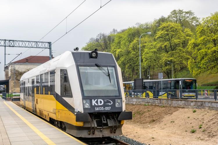 Pociąg z Wrocławia do Kątów Wrocławskich będzie jeździł co 20 minut