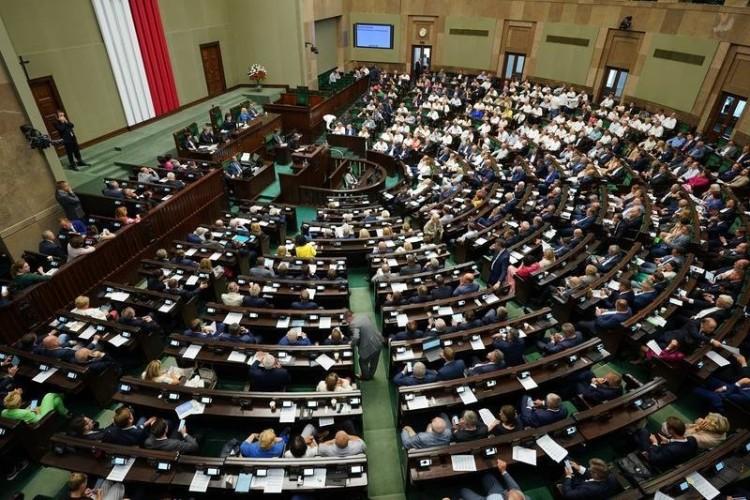 Tuż przed wyborami samorządowymi będą drugie wybory parlamentarne? To bardzo możliwy scenariusz!