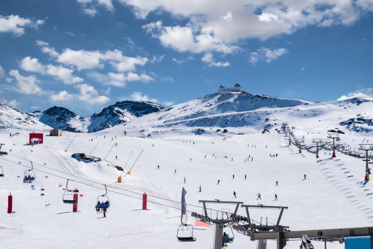 Sierra Nevada – hiszpański region idealny na narty