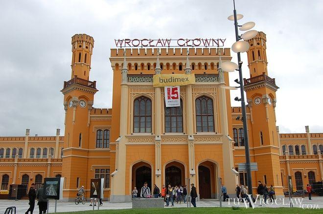 Sprawca alarmu bombowego na Dworcu Głównym ucieszył się z aresztowania 