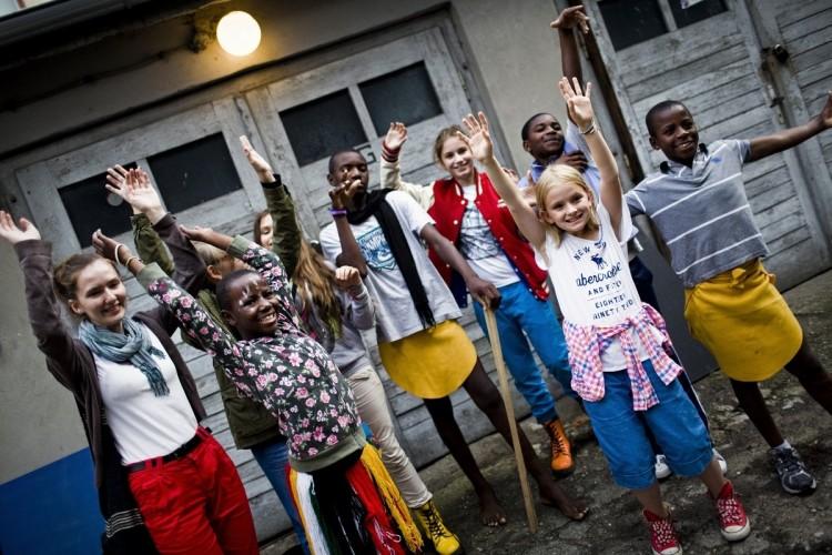 122 dzieci z całego świata na jednej scenie, czyli Finałowy Spektakl Brave Kids!