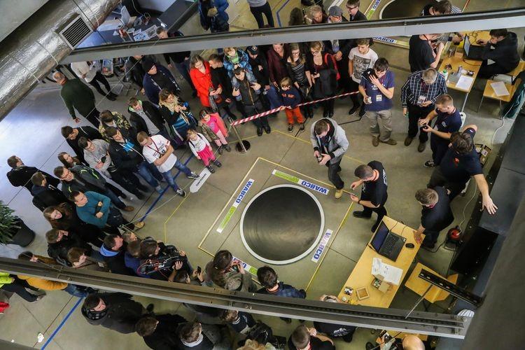 Robotnic Arena. Walki robotów i wyścigi dronów we Wrocławiu