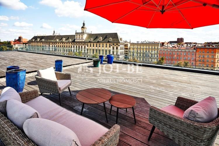 Oto 10 najdroższych mieszkań na wynajem we Wrocławiu. Ile zapłacisz za taki taras?