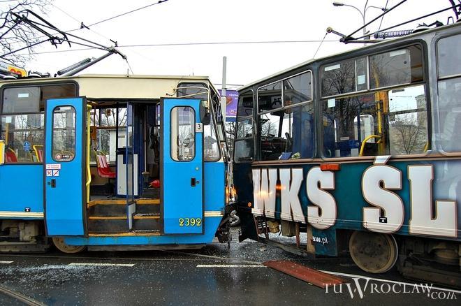 Wrocławianin wątpi czy jazda tramwajem jest bepieczna. MPK: przepisy są zbyt restrykcyjne