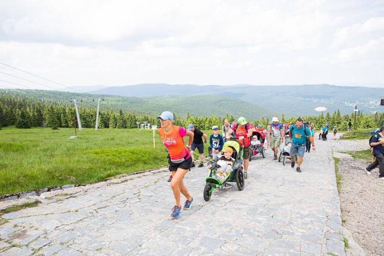 Sylwester na sportowo w Górach Sowich. Całodobowy bieg charytatywny