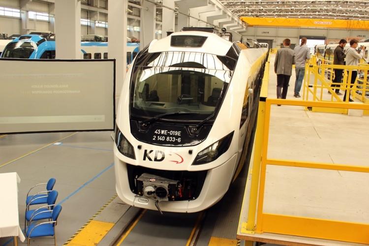 Ultranowoczesne pociągi trafią na Dolny Śląsk w 2021 roku! KD podpisały umowę na hybrydy