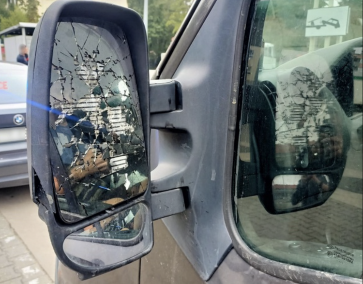 Wrocław: Pijany kurier zderzył się z autobusem. Wiózł narkotyki