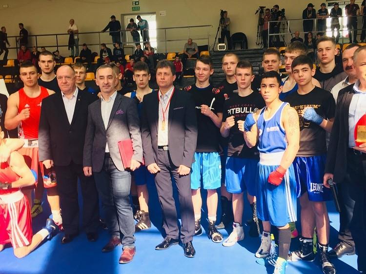 Adrenalina ze złotym medalem na mistrzostwach Polski juniorów w boksie [ZDJĘCIA]