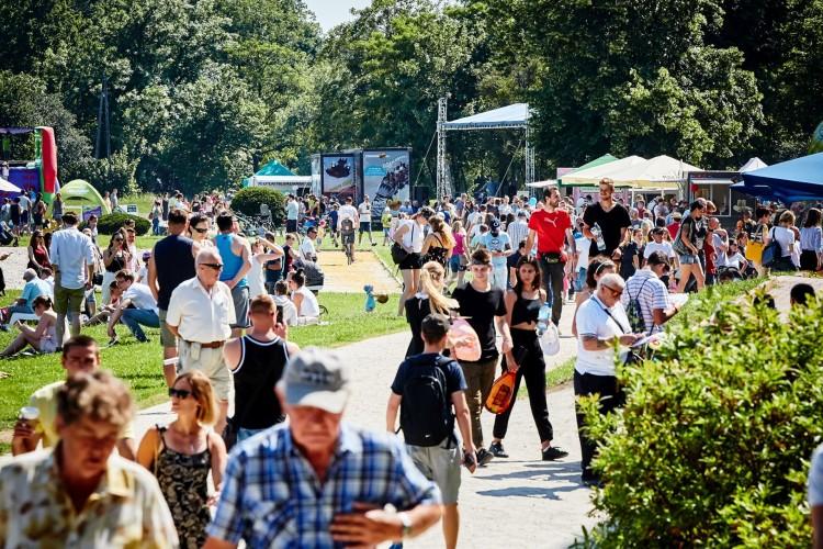 Olimpijczycy i wielkie emocje. 4. dzień wyścigowy na Partynicach [ZDJĘCIA]