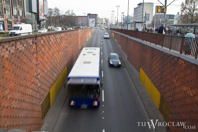 Zamkną tunele na pl. Dominikańskim w weekend. Generalny remont dopiero za rok