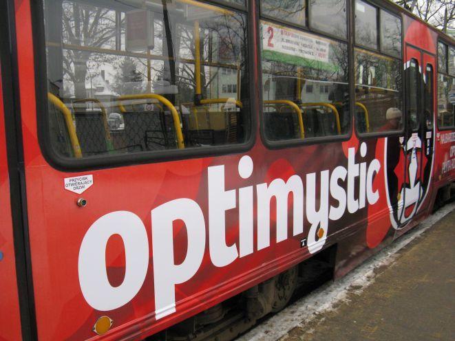Optimystyczny tramwaj przemknął przez Wrocław