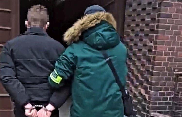 Wrocław: areszt za wysyłanie fałszywych SMS-ów. Zatrzymanym grozi 8 lat więzienia