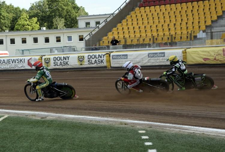 Puchar Ekstraligi 250 ccm. Nastoletni żużlowcy ścigali się we Wrocławiu [ZDJĘCIA]
