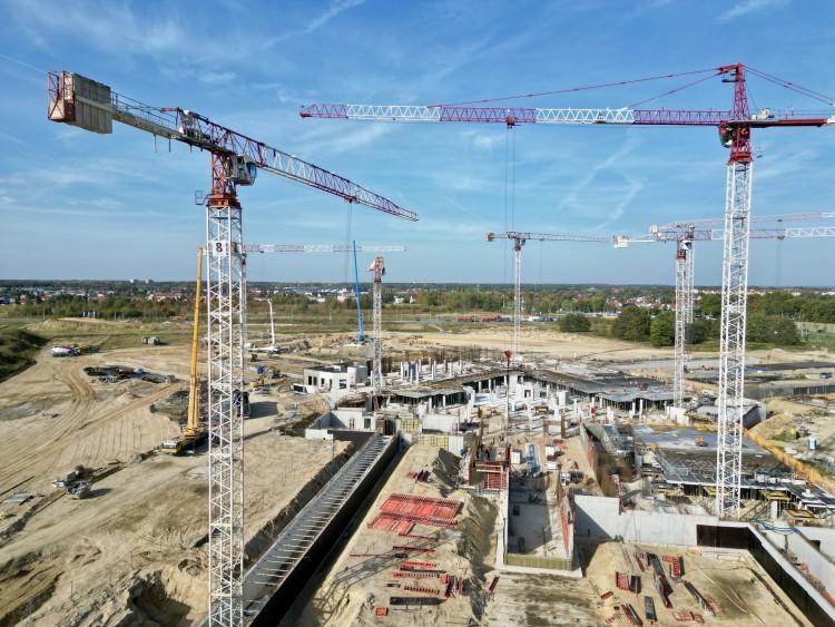 Tak powstaje potężny szpital onkologiczny we Wrocławiu