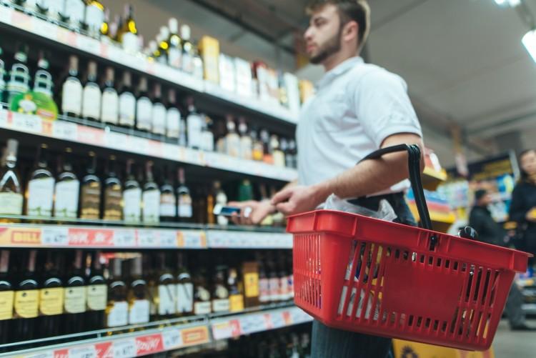 Kolejne osiedla we Wrocławiu nie chcą u siebie alkoholu [LISTA]