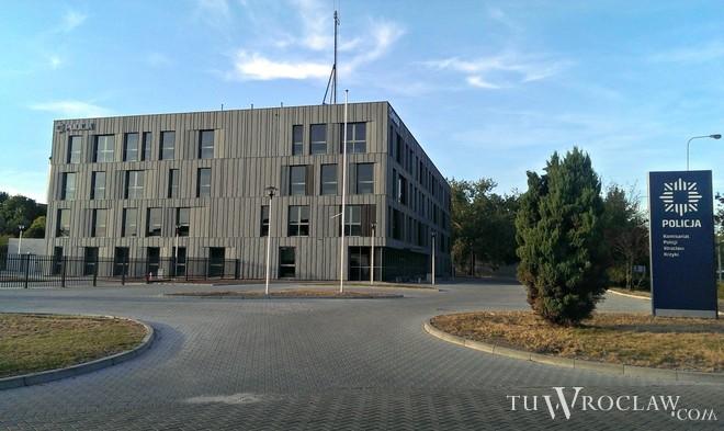 Zdalna interwencja wrocławskich policjantów. Pomogli 70-latkowi w Hiszpanii