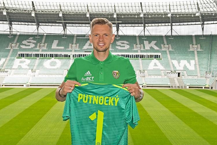 Śląsk ma nowego bramkarza. Matus Putnocky podpisał roczny kontrakt