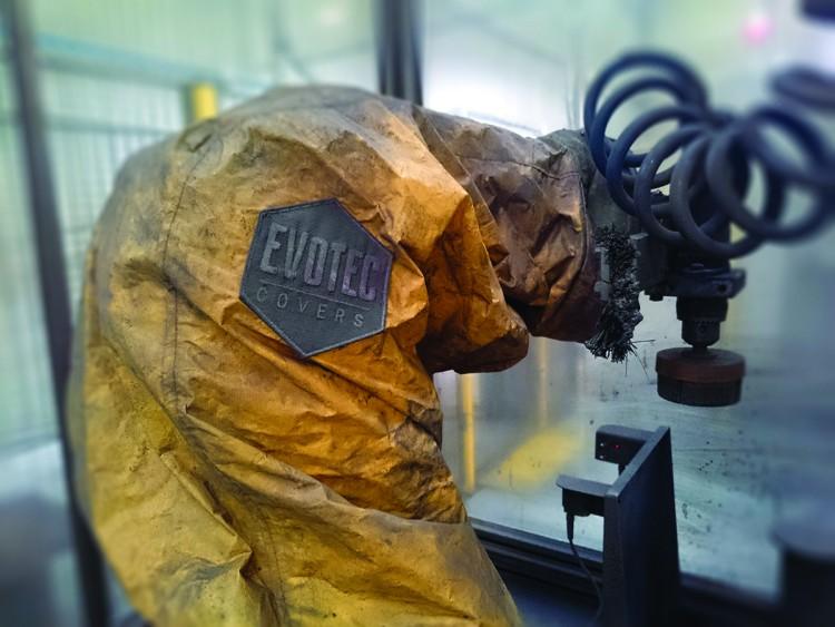 EVO_dust: ochrona robotów przed szkodliwymi czynnikami występującymi w procesach produkcyjnych