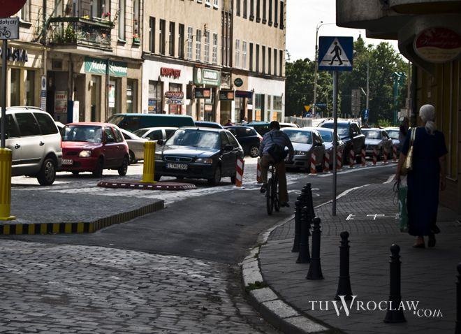 Rowerzyści: jesteśmy zbawieniem, a traktują nas jak wroga publicznego numer jeden [LIST]