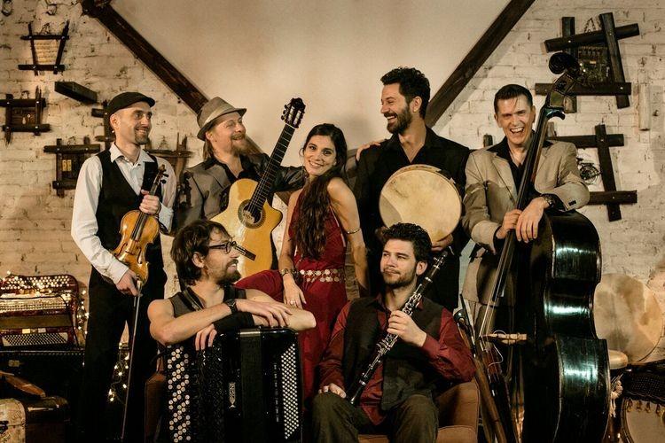 Barcelońska bałkańska orkiestra zagra we Wrocławiu