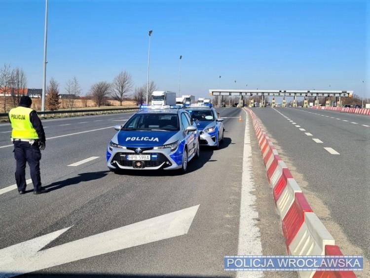 Wrocław: mandaty za jazdę na zderzaku. Jak kierowca może określić odległość?