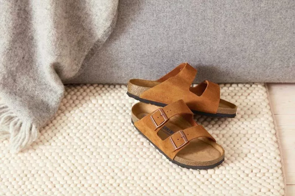 Buty Birkenstock – niemiecka estetyka i wartości przyjazne środowisku. Sprawdź, czego jeszcze o nich nie wiesz!
