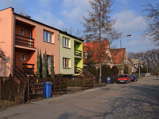 Drogowcy w ekspresowym tempie przebudowują jedną z ulic na zachodzie Wrocławia
