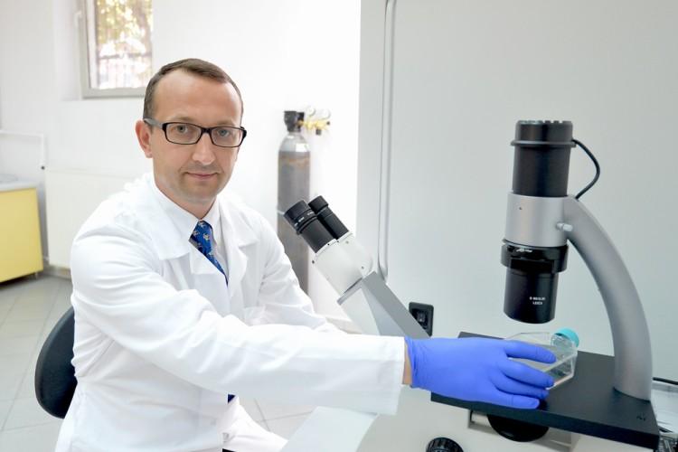 Wrocław: Naukowcy pracują nad szczepionką mRNA przeciwko popularnej chorobie innej niż COVID-19