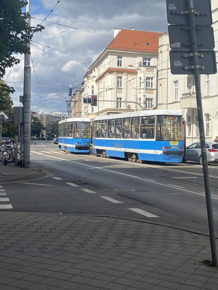 Wrocław: Najpierw wykolejenie tramwaju, później awaria zwrotnicy