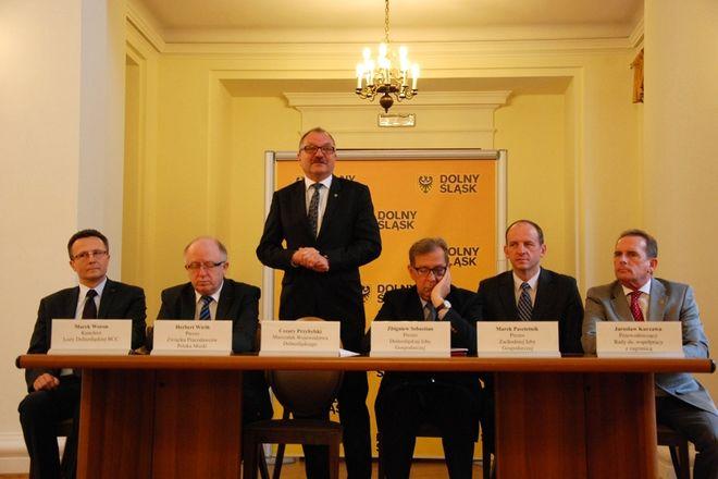 Powołali Dolnośląską Radę Działalności Pożytku Publicznego. Czym się zajmie?